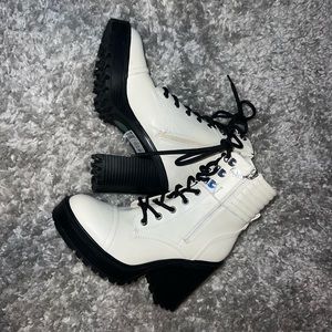 High heel boots